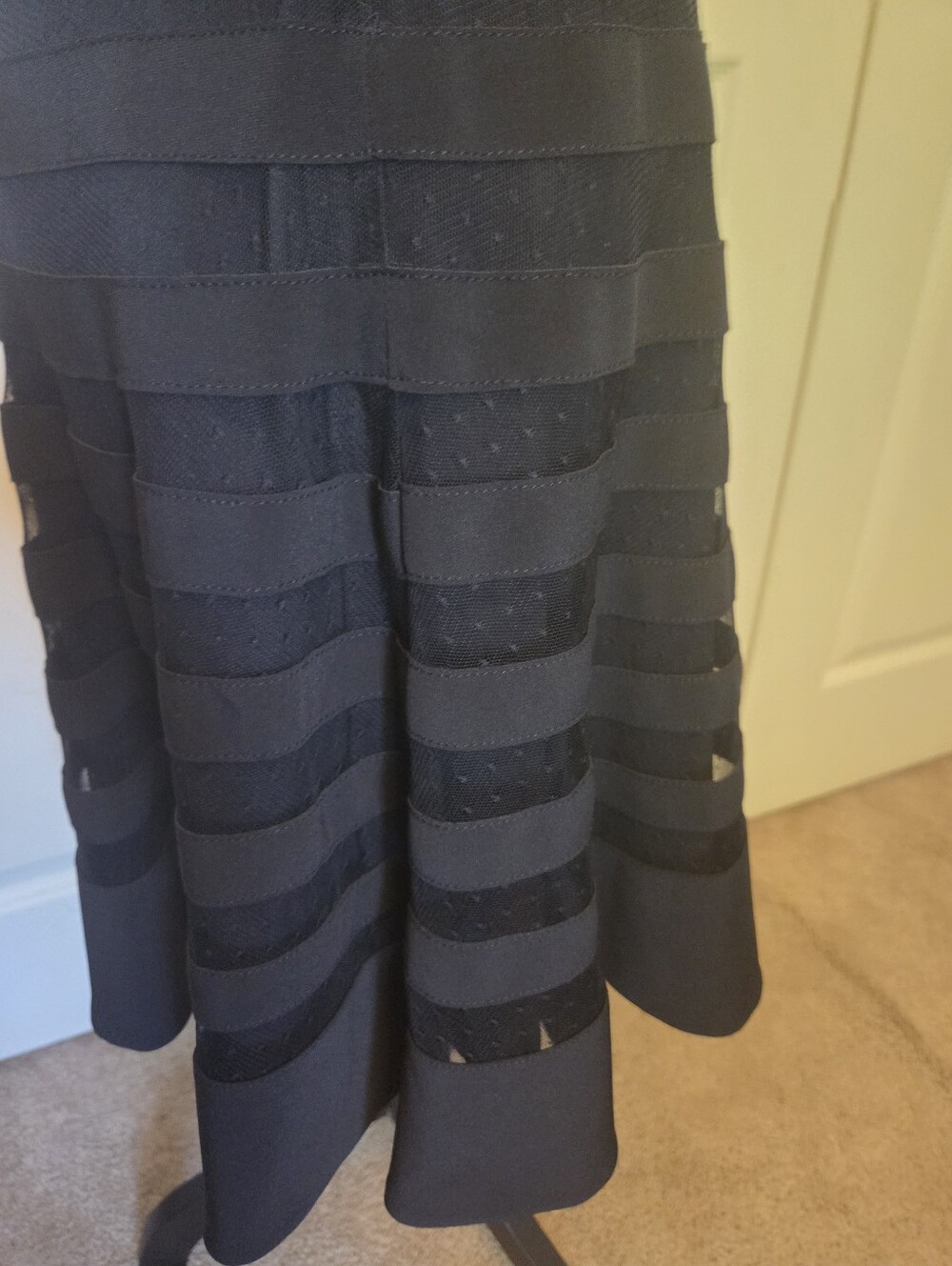 White House Black Market Sleeveless Black Fit-and-Flare Dress SIZE 00 - Picture 10 of 12